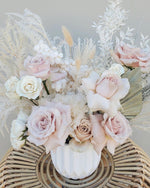 Load image into Gallery viewer, Preserved & Dry Blooms