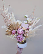 Load image into Gallery viewer, Preserved & Dry Blooms