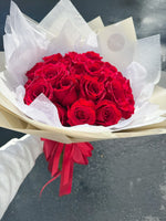 Load image into Gallery viewer, Valentine's Day Roses
