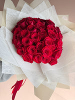 Load image into Gallery viewer, Valentine's Day Roses
